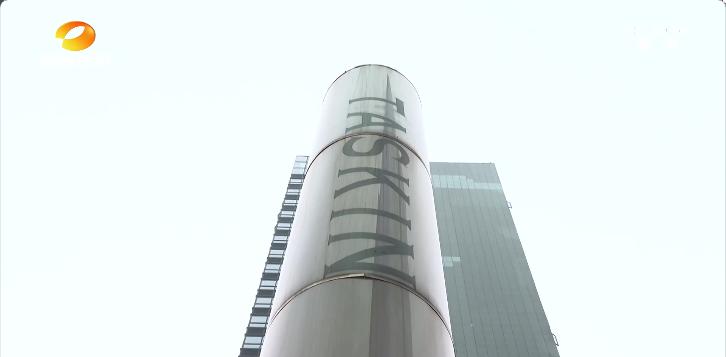 DƬ